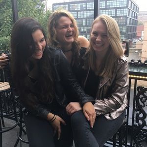 Meet your Posher, Paige